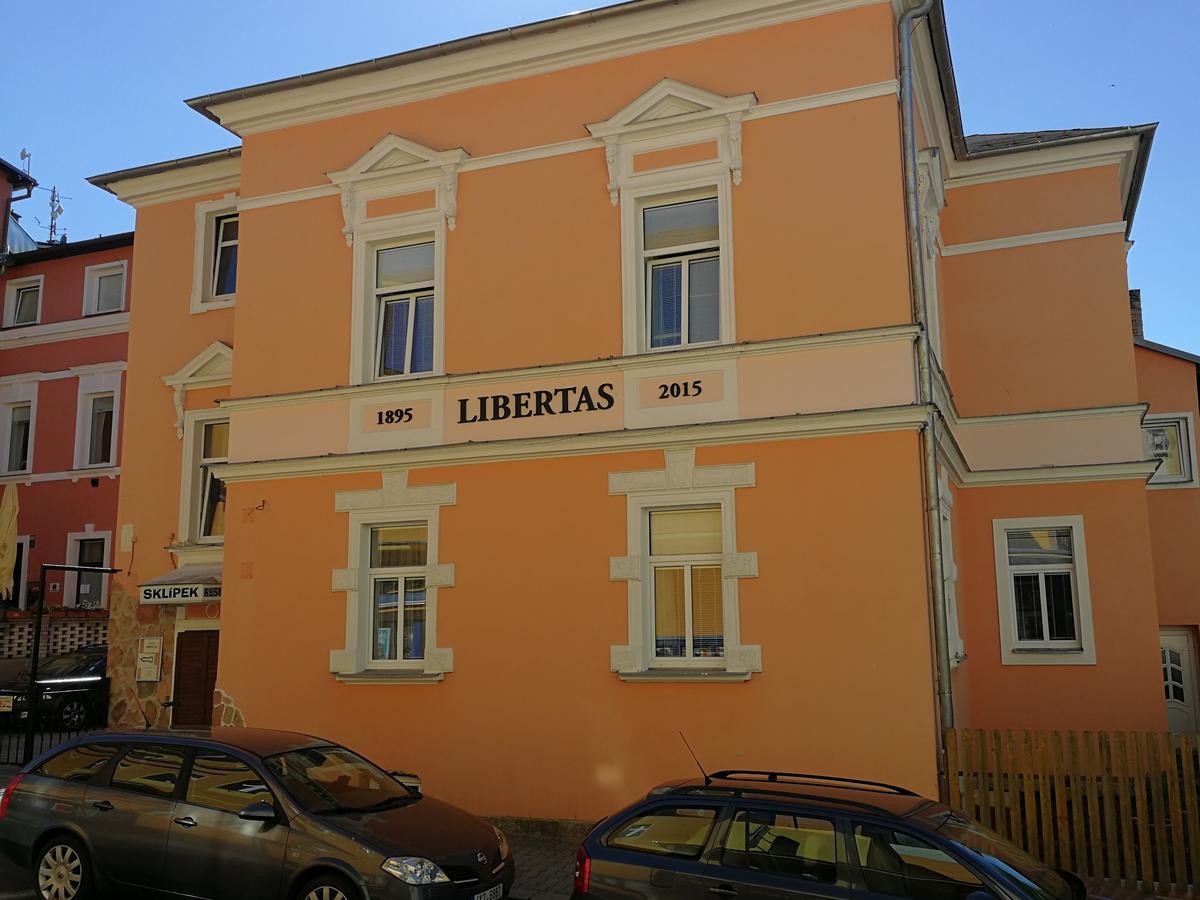 Penzion Libertas Mariánské Lázně Dış mekan fotoğraf